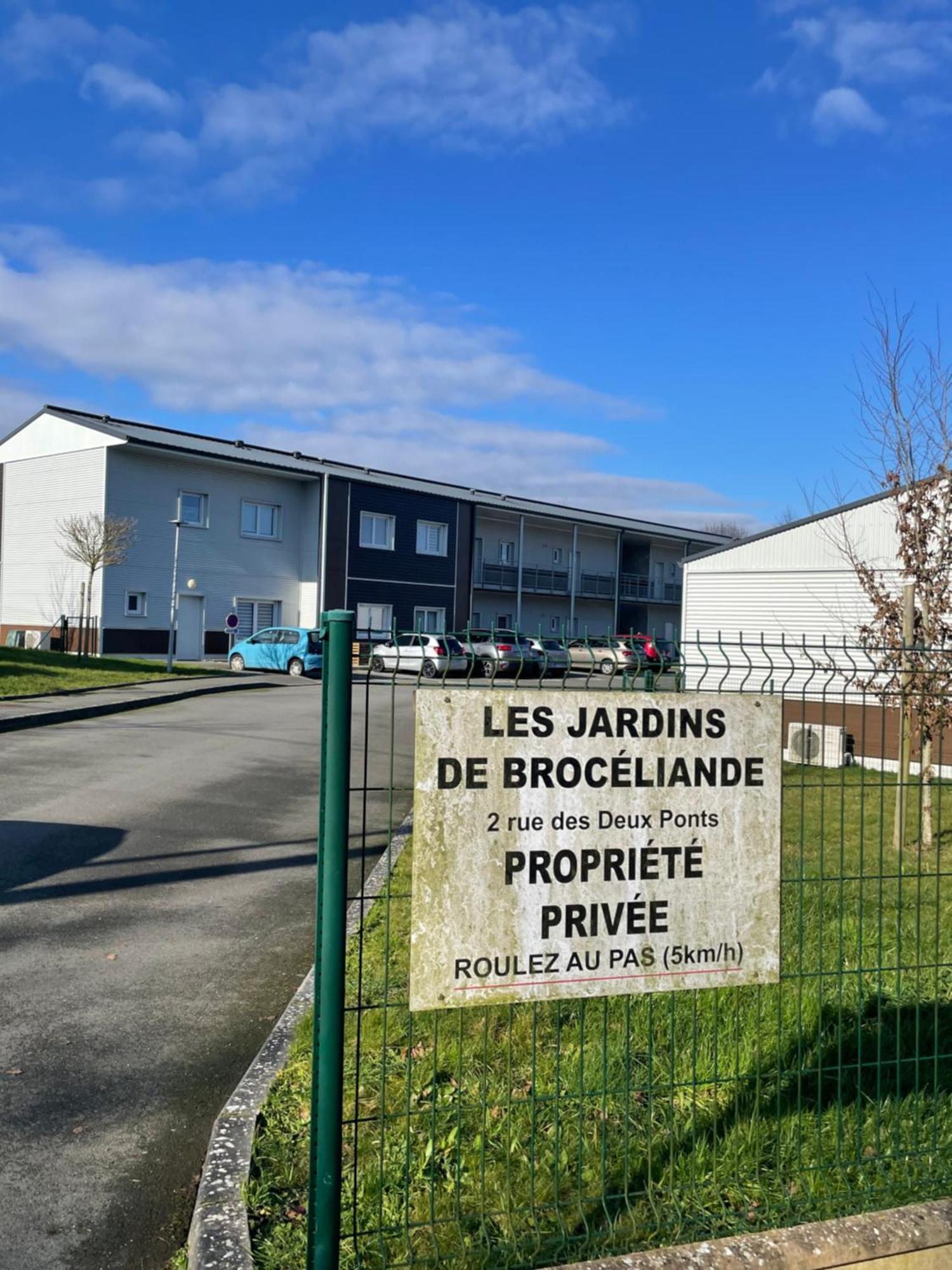 Ferienwohnung Le Jardin De Broceliande Ploërmel Exterior foto